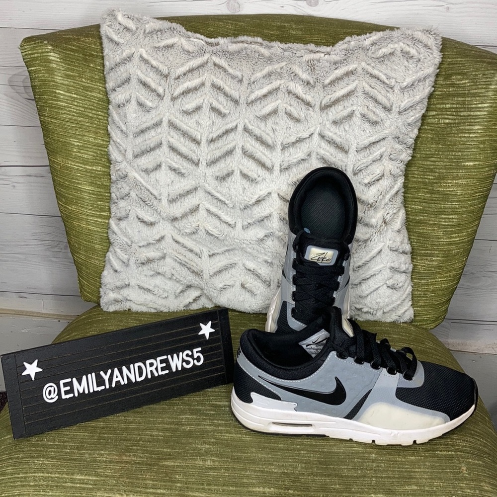 Women’s Nike Air Max Zero Running Sneaker